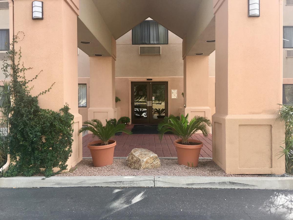 Baymont By Wyndham Tucson Airport Hotel Kültér fotó